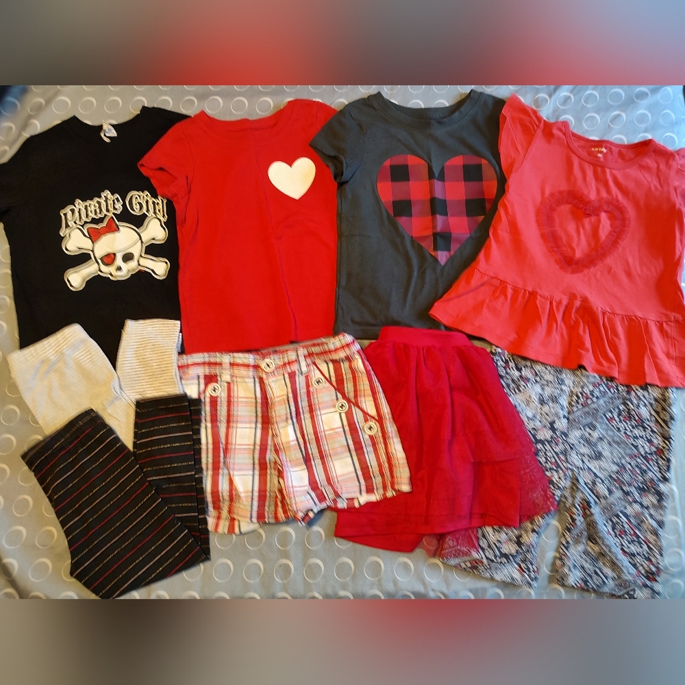 Red & black 4T lot - 9 coordinating pieces